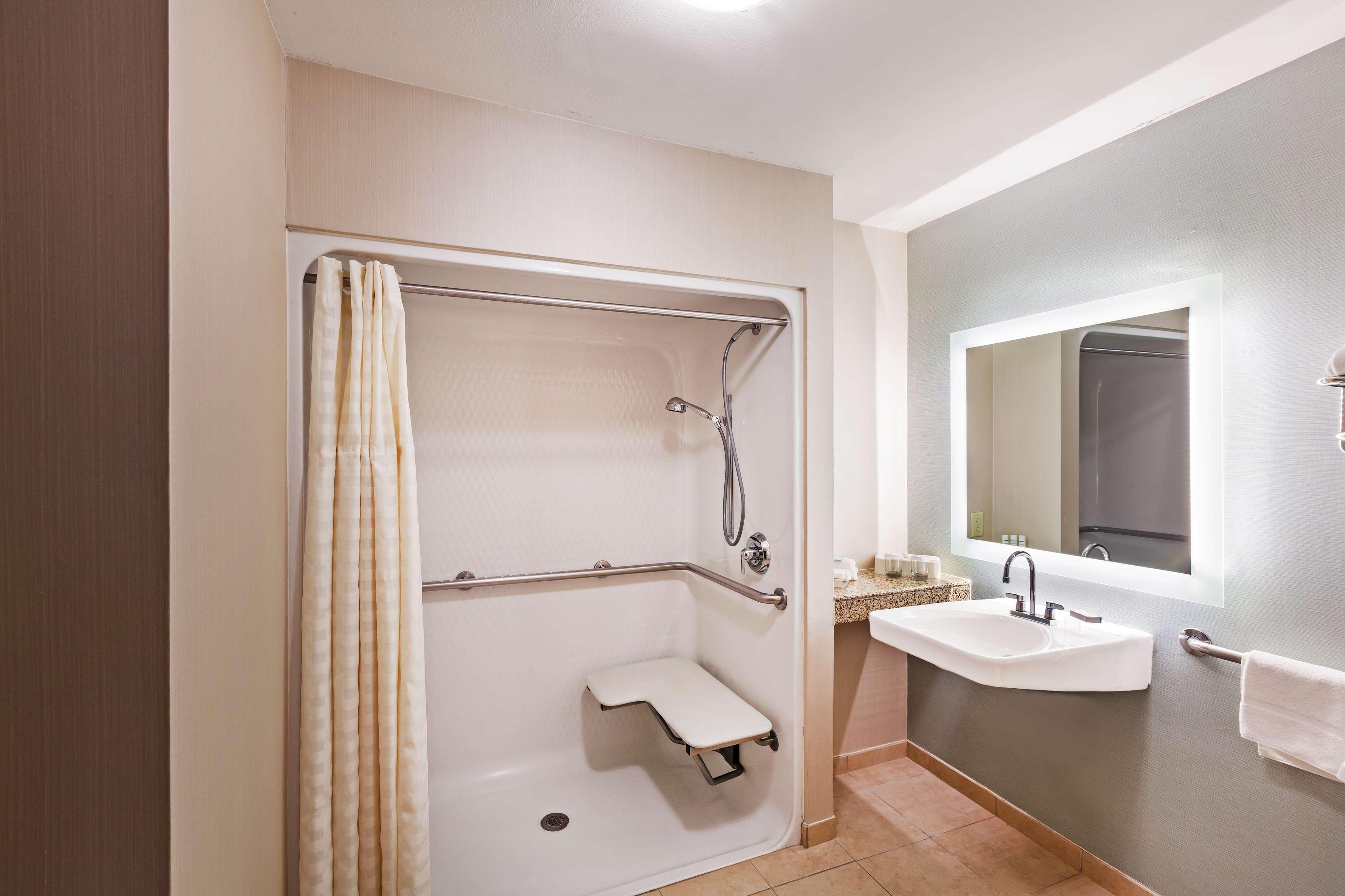 Homewood Suites By Hilton Brownsville Exterior photo